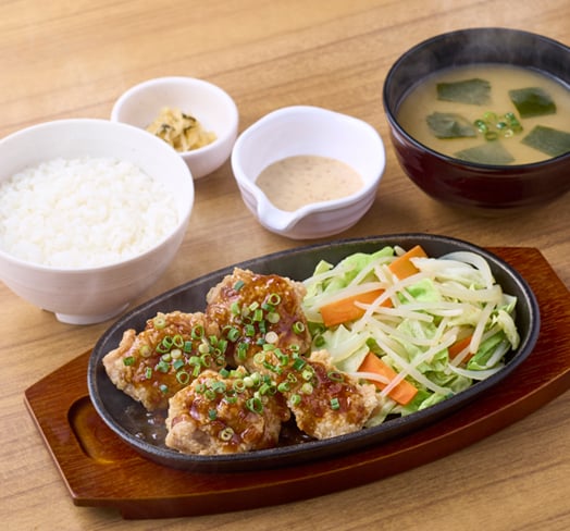 鉄板油淋鶏定食(4個)