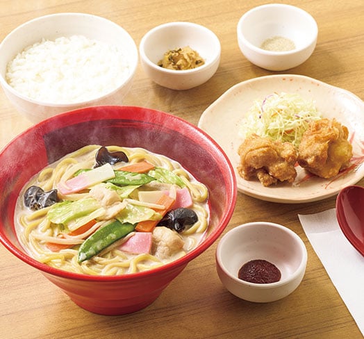 コク旨ちゃんぽんとから揚げの定食