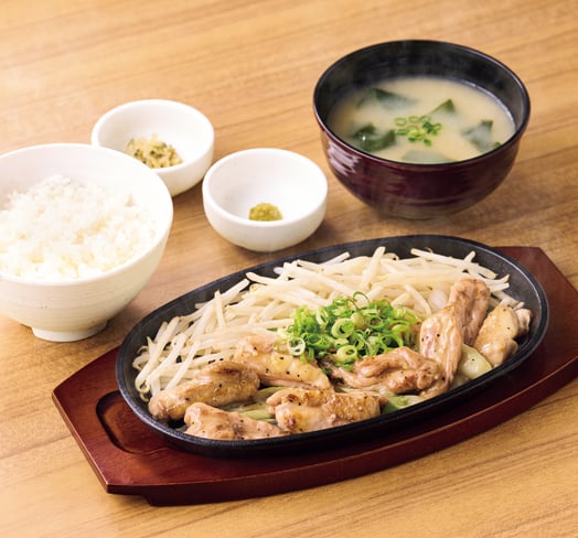 鶏せせりともも肉の柚子胡椒炒め定食