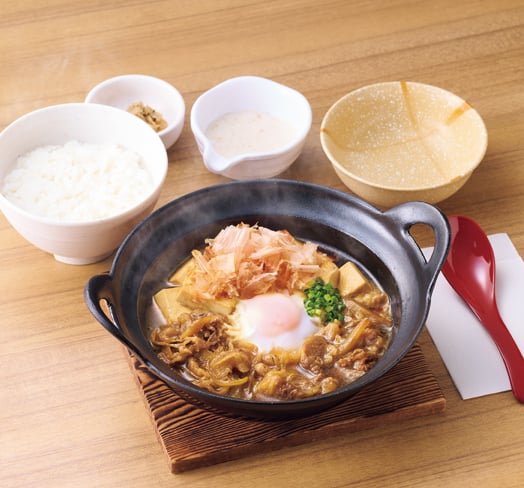 牛肉豆腐と国産とろろ定食